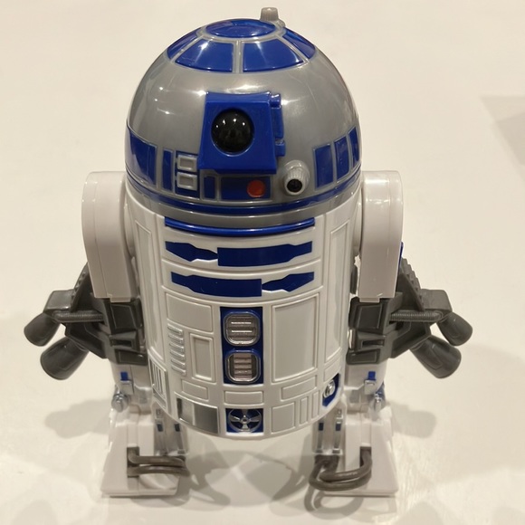 Disney | Star Wars R2-D2 Droid Action Figure - Picture 3 of 11